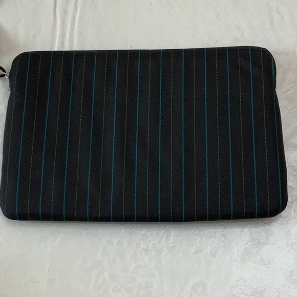 Jansport 13” ULTRABOOK SLEEVE - Mammoth Blue Zoot Suit - Picture 2 of 6